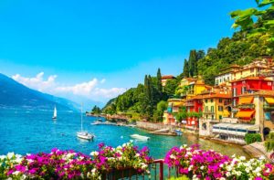 A cidade de Varenna, à beira do lago di Como