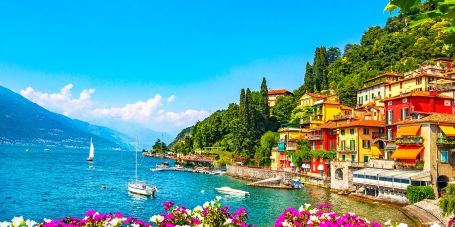 A cidade de Varenna, à beira do lago di Como